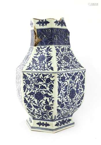 A Chinese blue and white vase,