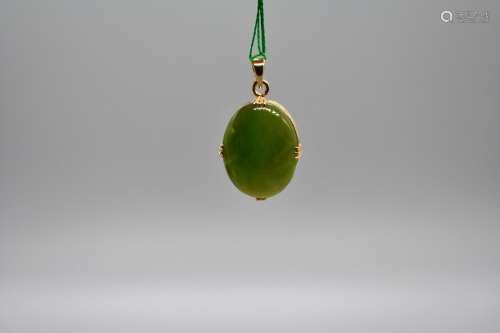 Chinese Jade mounted on gold Pendant