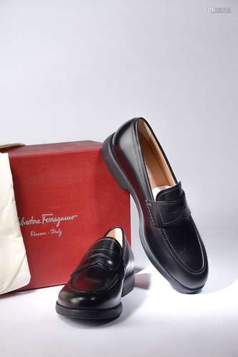 SALVATORE FERRAGAMO.Mocassins modèle 