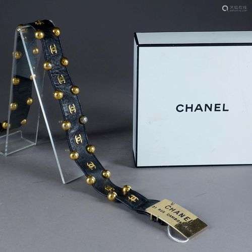 Chanel, par Karl Lagerfeld, 31 rue Cambon - Paris.