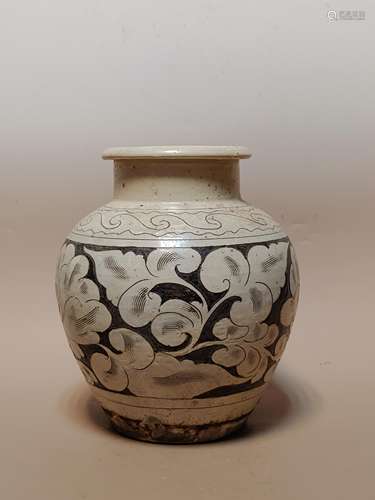 Chinese Cizhou Type Floral Jar