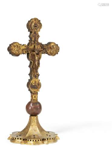 GOTHIC LECTURE CROSS MADE OF WOOD AND COPPER. Italy. Date: P...
