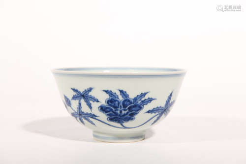 BLUE AND WHITE FLOWER PATTERN BOWL