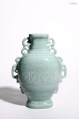 CELADON-GLAZED WHITE FLOWER DRAGON PATTERN ZUN