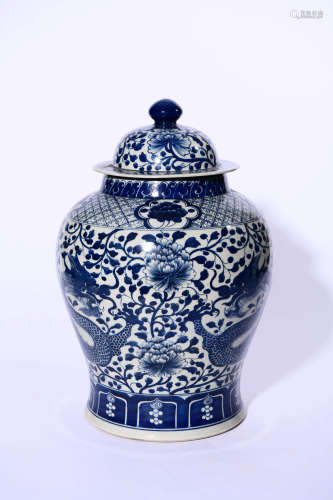 BLUE AND WHITE DRAGON&FLOWER JAR