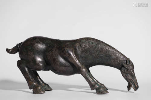 BRONZE DRINKING HORSE STATUE