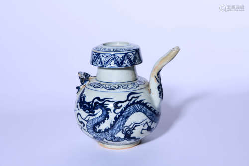 BLUE AND WHITE DRAGON PATTERN EWER