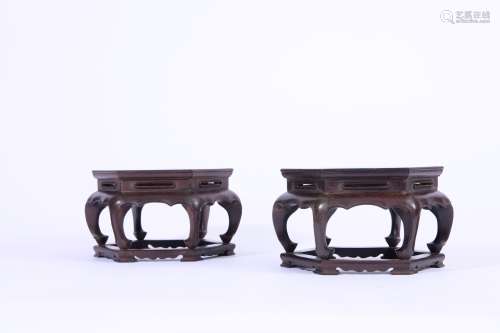 PAIR OF RED SANDALWOOD STANDS