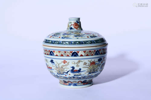 BLUE AND WHITE WUCAI BOX WITH LID