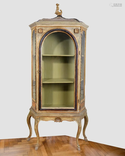 Display cabinet, 2nd third 18th century