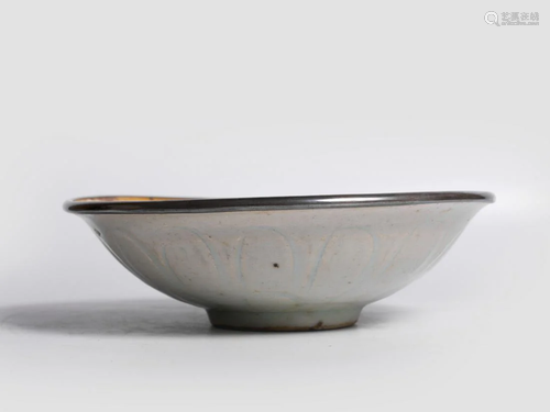 Porcelain bowl, China, 968 - 1368