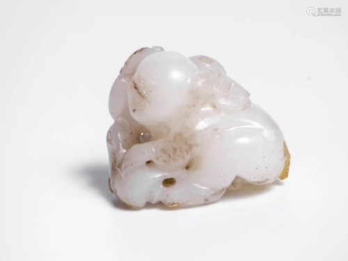 White jade bear, China, Quing dynasty