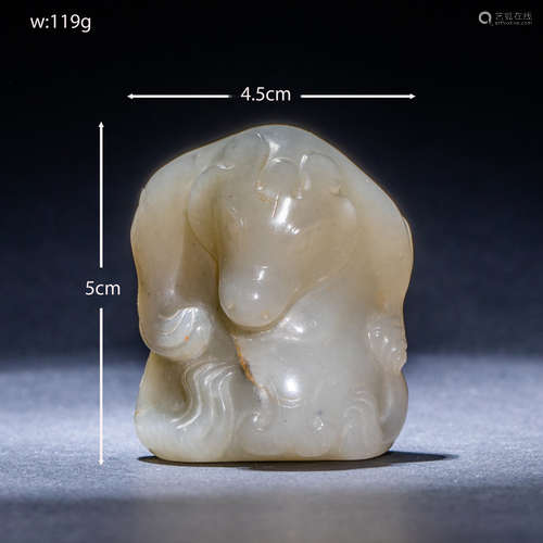 Chinese Han Dynasty Hetian Jade Bear