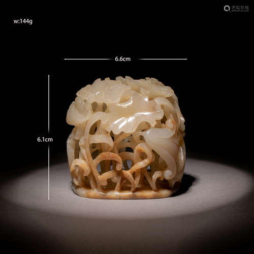 Liao Dynasty of China
Hetian jade stove top