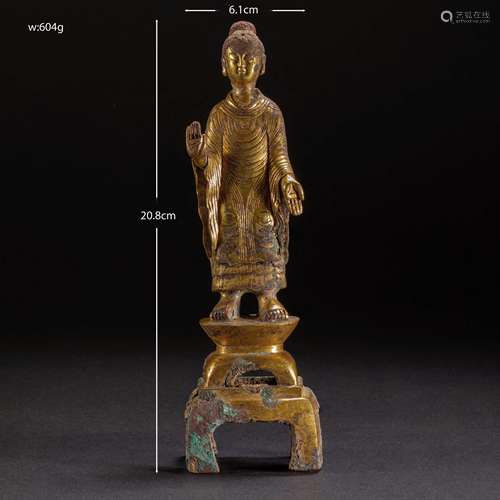 Tang Dynasty of China
Gilt bronze South Korean Buddha statue