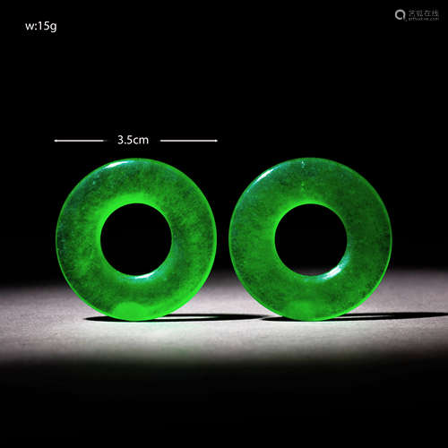 Qing Dynasty of China
Emerald earrings