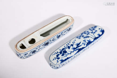 BLUE AND WHITE STATIONERY CASE