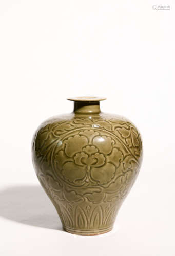 YAOZHOU KILN FLOWER- CARVED MEIPING