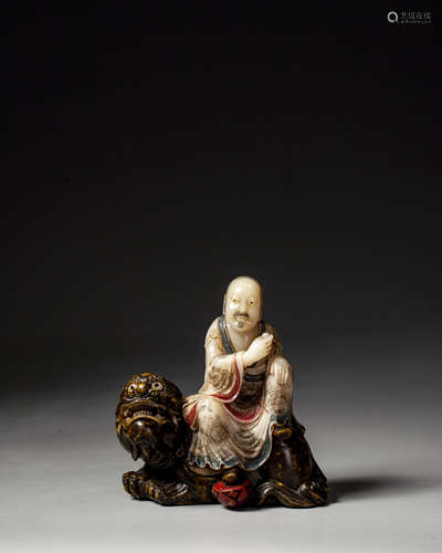 A CHINESE SOAPSTONE FIGURE OF LUOHAN,QING DYNASTY