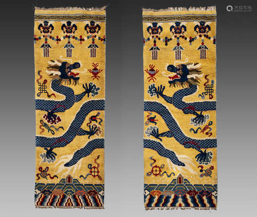 A PAIR OF CHINESE PANELS,EARLY QING DYNASTY