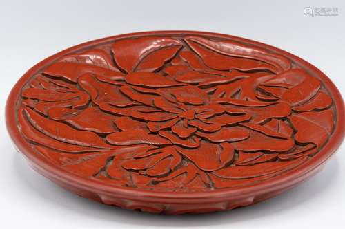 A CHINESE CINNABAR LACQUER ROUND DISH,XUANDE PERIOD