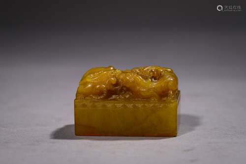 A CHINESE TIANHUANG STONE CHI-DRAGON SEAL,QIANLONG PERIOD