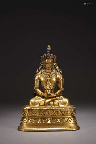 A CHINESE GILT-BRONZE FIGURE OF AMITAYUS,QING DYNASTY