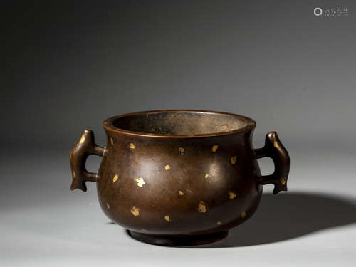 A CHINESE GOLD-SPLASHED BRONZE CENSER,MING DYNASTY