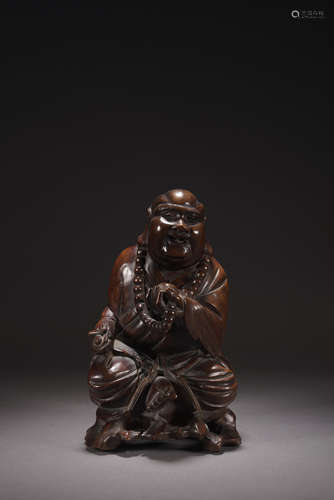 A CHINESE WOOD FIGURE OF LUOHAN,QING DYNASTY