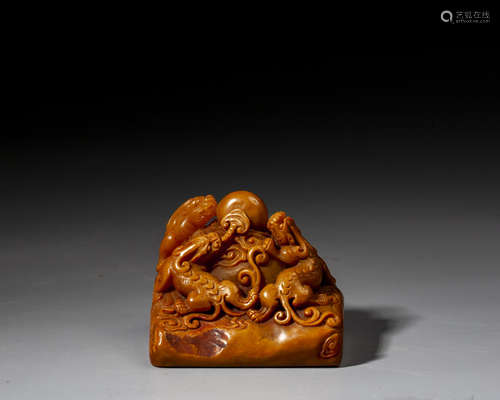 A CHINESE TIANHUANG STONE SEAL,QING DYNASTY