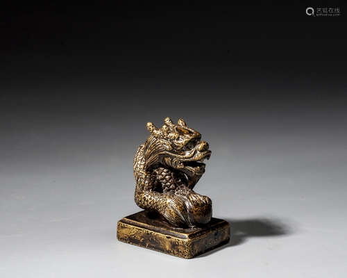 A CHINESE BRONZE DRAGON SEAL,QING DYNASTY