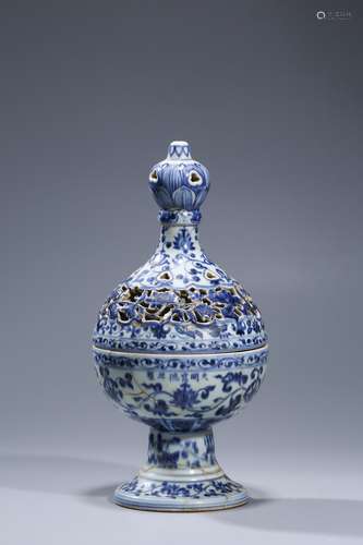 A CHINESE BLUE AND WHITE CENSER,XUANDE PERIOD