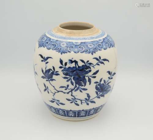 PORCELAINE CHINOISE BLEUE ET BLANCHE 