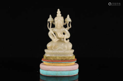 A Rare White Jade Avalokitesvara