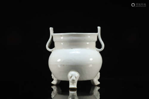 A White-Glazed Double Ears Tripod Censer