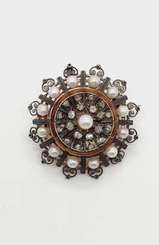 Broche montée sur or et argent Napoléon III de forme ronde, ...