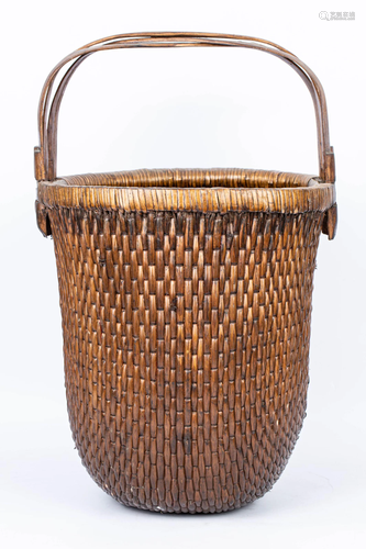 LATE QING/REPUBLIC OF CHINA BAMBOO BASKET