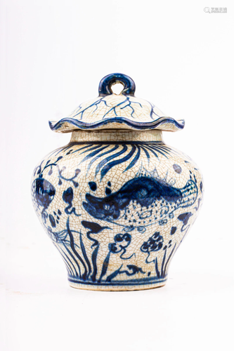 20TH CENTURY BLUE AND WHITE SMALL POT