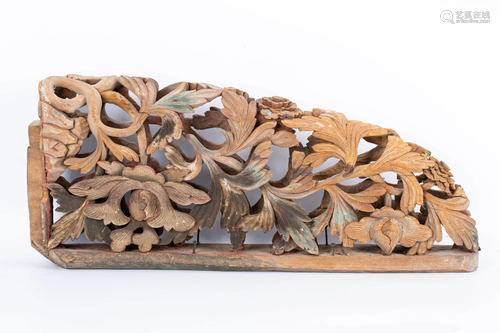 LATE QING DYNASTY HOLLOW WOOD CARVING