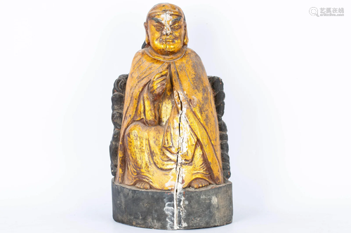 19TH CENTURY GILT WOOD BUDDHA STATUE