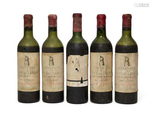 Grand Vin de Chateau Latour, Pauillac-Medoc: three 1953 bott...