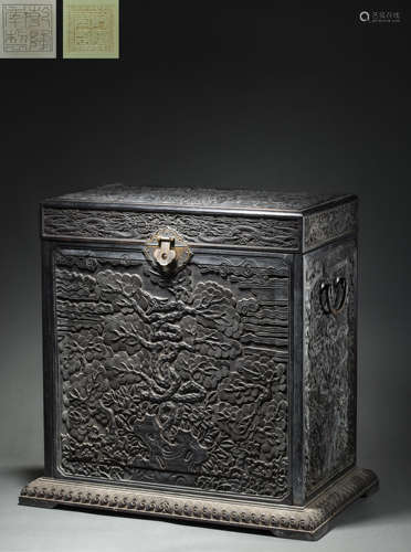 Red Sandalwood Treasure Chest of Shochiku mei from Qing