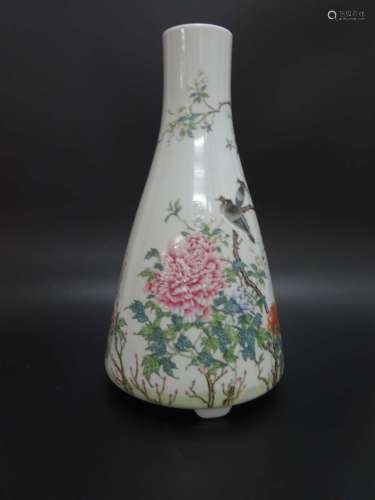 Tri-Footed Famille Rosed Kiln Vase from QIng