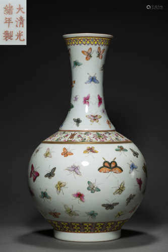 Famille Rosed Kiln Showing Vase from Qing