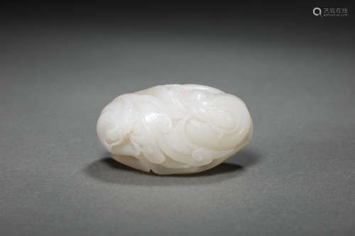 HeTian Jade Holding Ornament from Qing