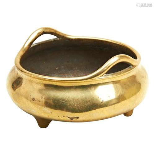 BRONZE TRIPOD CENSER XUANDE SIX CHARACTER MARK, 18TH / 19TH ...