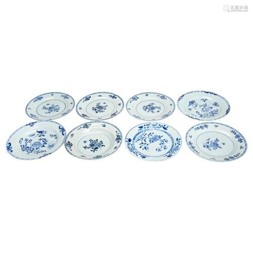 SET OF EIGHT CHINESE EXPORT BLUE AND WHITE PLATES QING DYNAS...