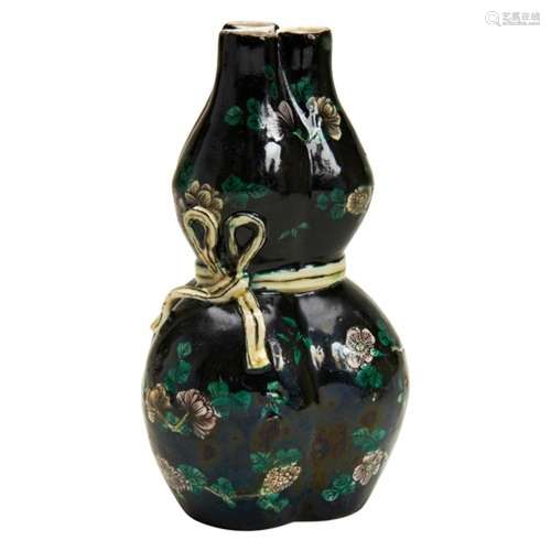 RARE FAMILLE NOIRE MOULDED TRIPLE-SPOUTED DOUBLE GOURD VASE ...