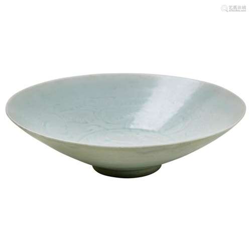 QINGBAI-GLAZED BOWL SONG DYNASTY OR LATER the interior dense...