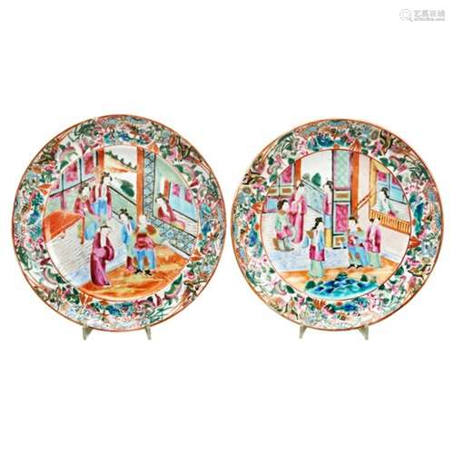 PAIR OF CANTON FAMILLE ROSE DISHES QING DYNASTY, 19TH CENTUR...